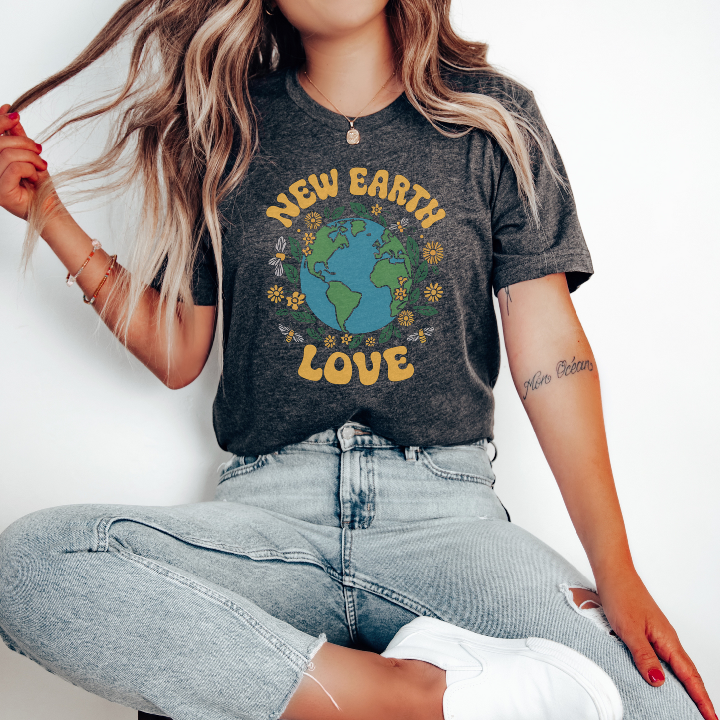 New Earth Love, Mother Earth with Flowers and Bees T-Shirt