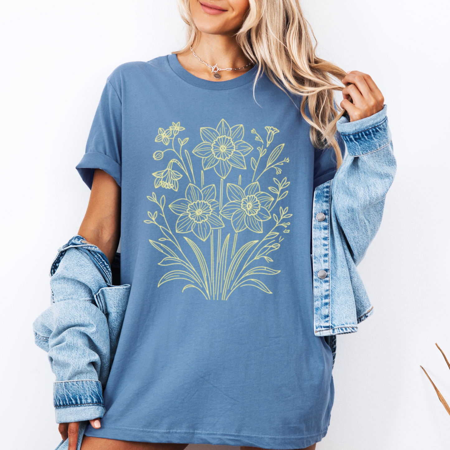 Yellow Daffodils Floral Bouquet T-Shirt